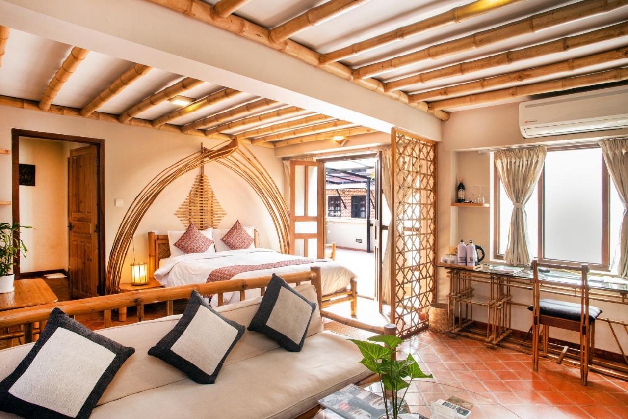 Hotel Timila Lalitpur ภายนอก รูปภาพ